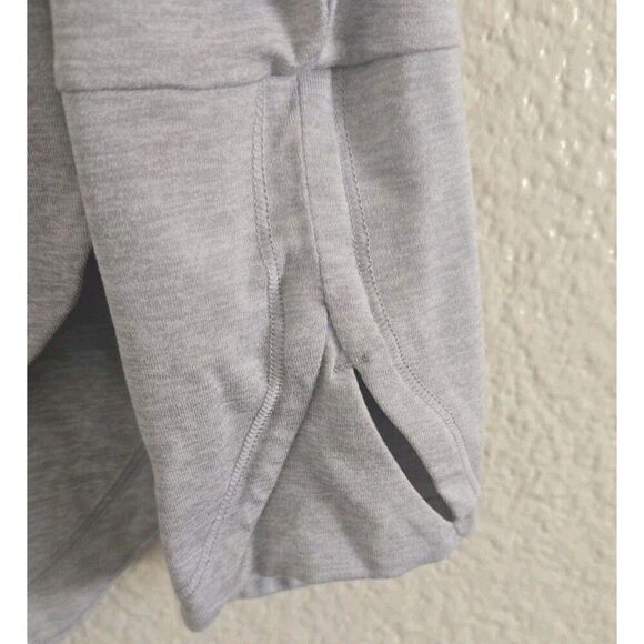 Athleta Uptempo Hoodie Sweatshirt Gray Size M Thumbholes Curve Hem Lightweight - Picture 4 of 9